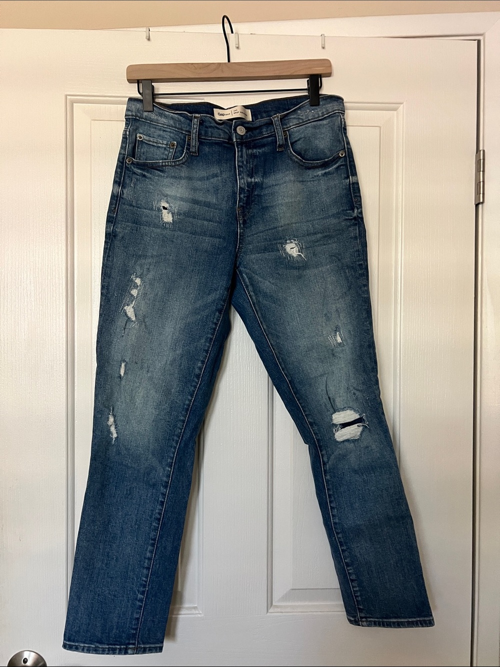 Women’s Dark Blue Straight Leg Distressed Jeans